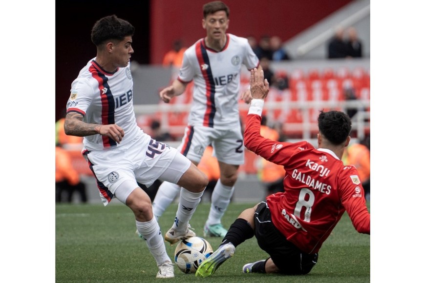 El Rojo y el Cuervo no se sacaron diferencias.
