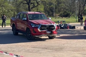La joven víctima se dirigía a estudiar cuando fue embestida en una esquina del barrio Paraíso.
