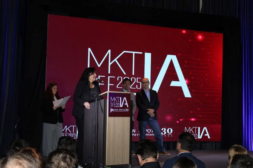 Carolina Piedrabuena, Secretaria de Educación, inauguró la séptima edición de MKTSFE. Fotos: Gentileza