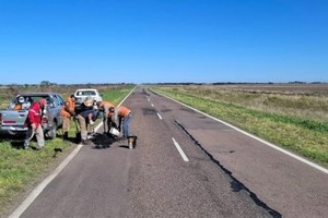 Las mejoras son realizadas con trabajadores viales asentados en los campamentos Reconquista y Tostado y con materiales adquiridos por Vialidad Nacional.