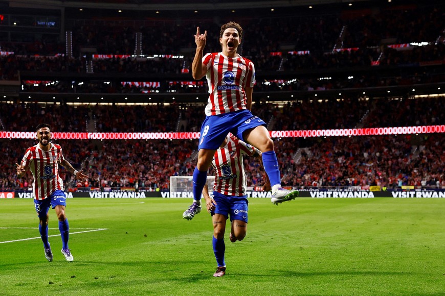 Soccer Football - LaLiga - Atletico Madrid v Rayo Vallecano - Riyadh Air Metropolitano, Madrid, Spain - September 24, 2025
Atletico Madrid's Julian Alvarez celebrates scoring their third goal REUTERS/Susana Vera     TPX IMAGES OF THE DAY