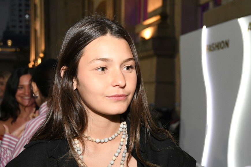 Pía, creadora de Pippa, la propuesta minimalista y bohemia para Santa Fe.