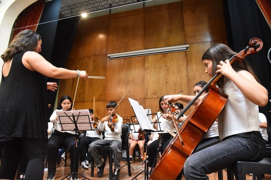 “Se está trabajando fuertemente con el objetivo de visibilizar y poner en valor a las escuelas orquestas y agrupaciones musicales", indicaron desde el Ministerio de Cultura.