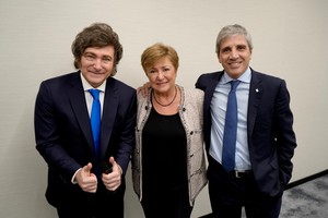 El Presidente Javier Milei y el Ministro de Economía, Luis Caputo, mantuvieron un encuentro con la Directora Gerente del FMI, Kristalina Georgieva.
