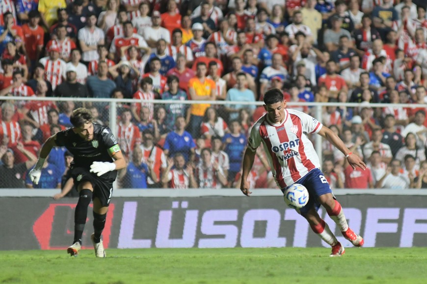 En su último cruce, el Tatengue se impuso por 3 a 1 en el 15 de Abril. Crédito: