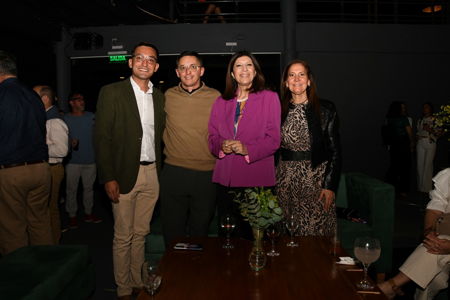 Andrés Soperez, Samuel Sager, Clara García, y Marcela Aeberhard.
