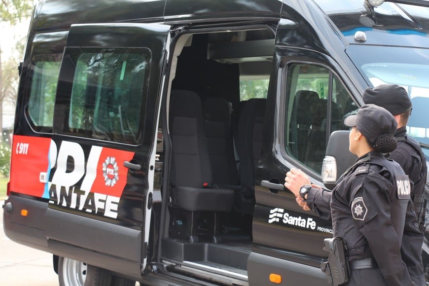 En la ocasión, la funcionaria recordó que ya se realizaron entregas similares “en el departamento Castellanos, La Capital y Rosario”.