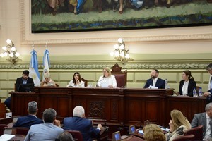 Senadores y diputados en la Asamblea Legislativa trataron  pliegos para el servicio de justicia de Santa Fe. Gentileza Cámara de Senadores