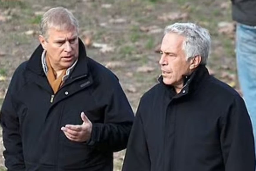 Andrés de York junto a Jeffrey Epstein. Archivo.