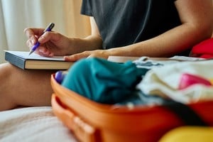 La limpieza y el orden de las pertenencias traídas del viaje favorecen un ambiente equilibrado.