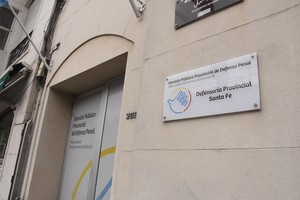 La nueva Constitución otorga reconocimiento expreso a la Defensa como órgano independiente. Foto: Archivo