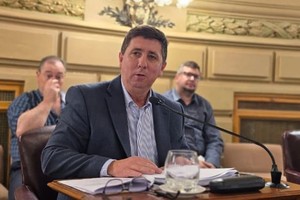 El legislador destacó el valioso trabajo del Museo Histórico Regional de San Agustín, y en particular el aporte de Aurora Beltramino de Marzioni, cuya investigación permitió mantener viva la memoria del fortín y rescatar su importancia para la identidad local.