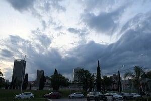 Las autoridades del SMN recordaron que el sistema de alertas por temperaturas extremas se fundamenta en un análisis comparativo estricto. Crédito: Manuel Fabatía