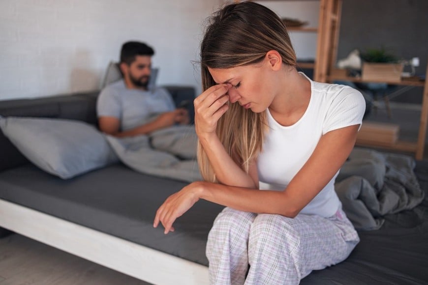 Distorsionar la realidad y usar culpa son tácticas comunes.