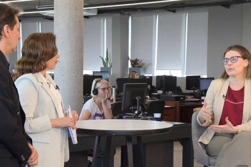 La fiscal Yanina Tolosa brindó detalles de la investigación en Santa Fe Policiales por CyD Litoral. Foto: Luis Cetraro