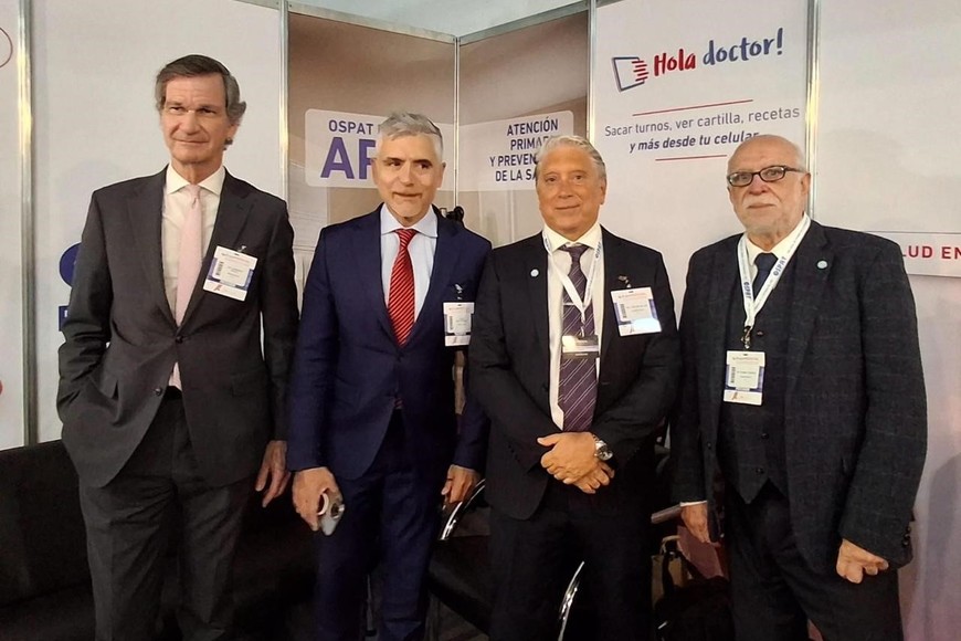 Los especialistas compartieron experiencias sobre innovación en salud.