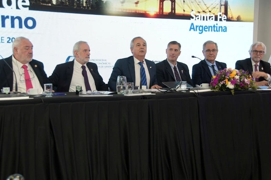 Autoridades provinciales y de la FACPCE participaron de la inauguración del encuentro. Foto: Guillermo Di Salvatore