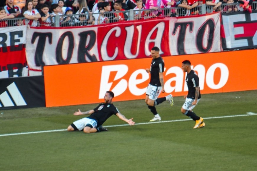 River vs Deportivo Riestra. Foto: @prensariestra