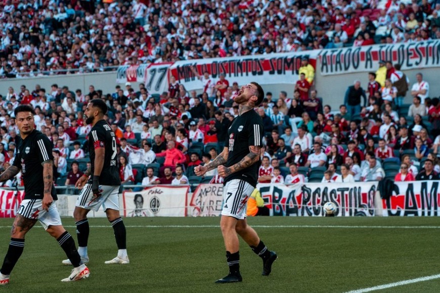 River vs Deportivo Riestra. Foto: @prensariestra