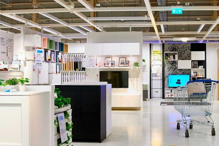 Las tiendas permanecen cerradas.