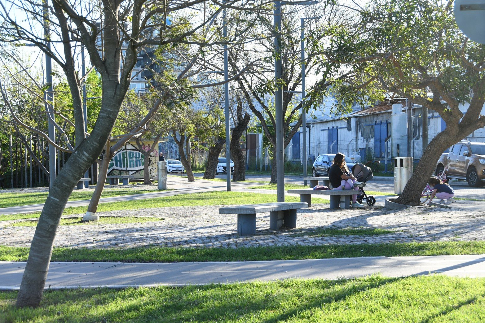 El Paseo del Puerto, la "pausa verde" para descansar un rato de la tediosa rutina