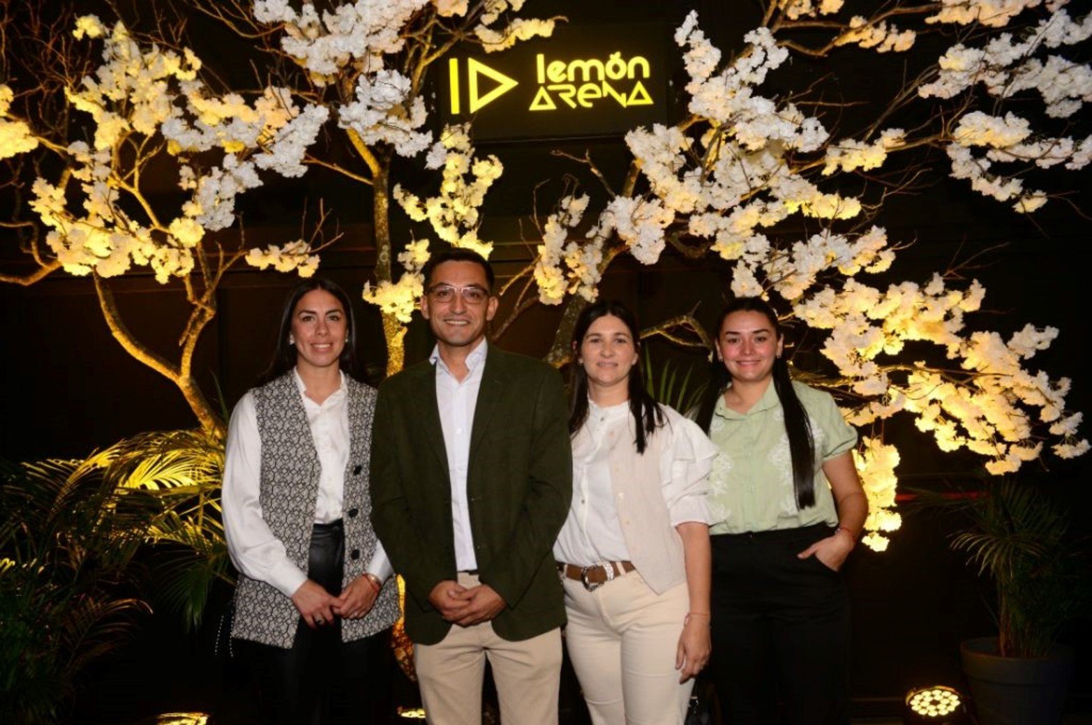 Ivana Hernández, Andrés Soperez, Verónica Seta y Antonella Guzmán. 