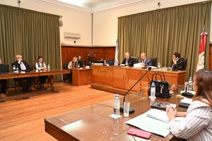 La discusión se extendió durante cuatro horas. Foto: Flavio Raina