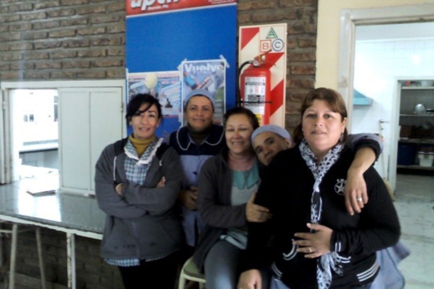 Escuelas provinciales enfrentan dificultades por falta de personal.