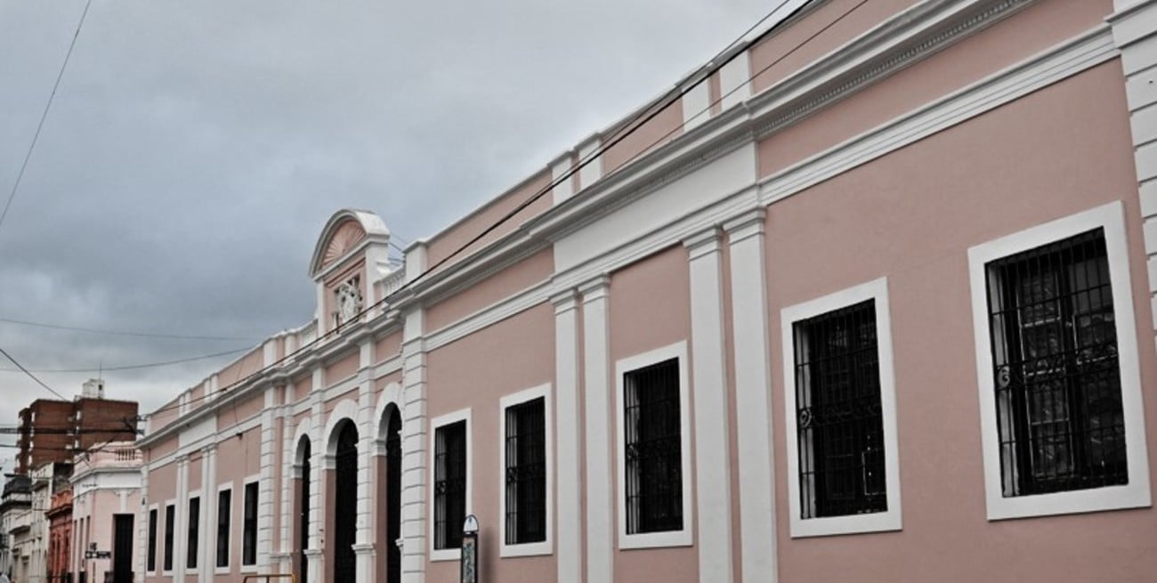 El edificio histórico de la institución. Foto: El Litoral (archivo)