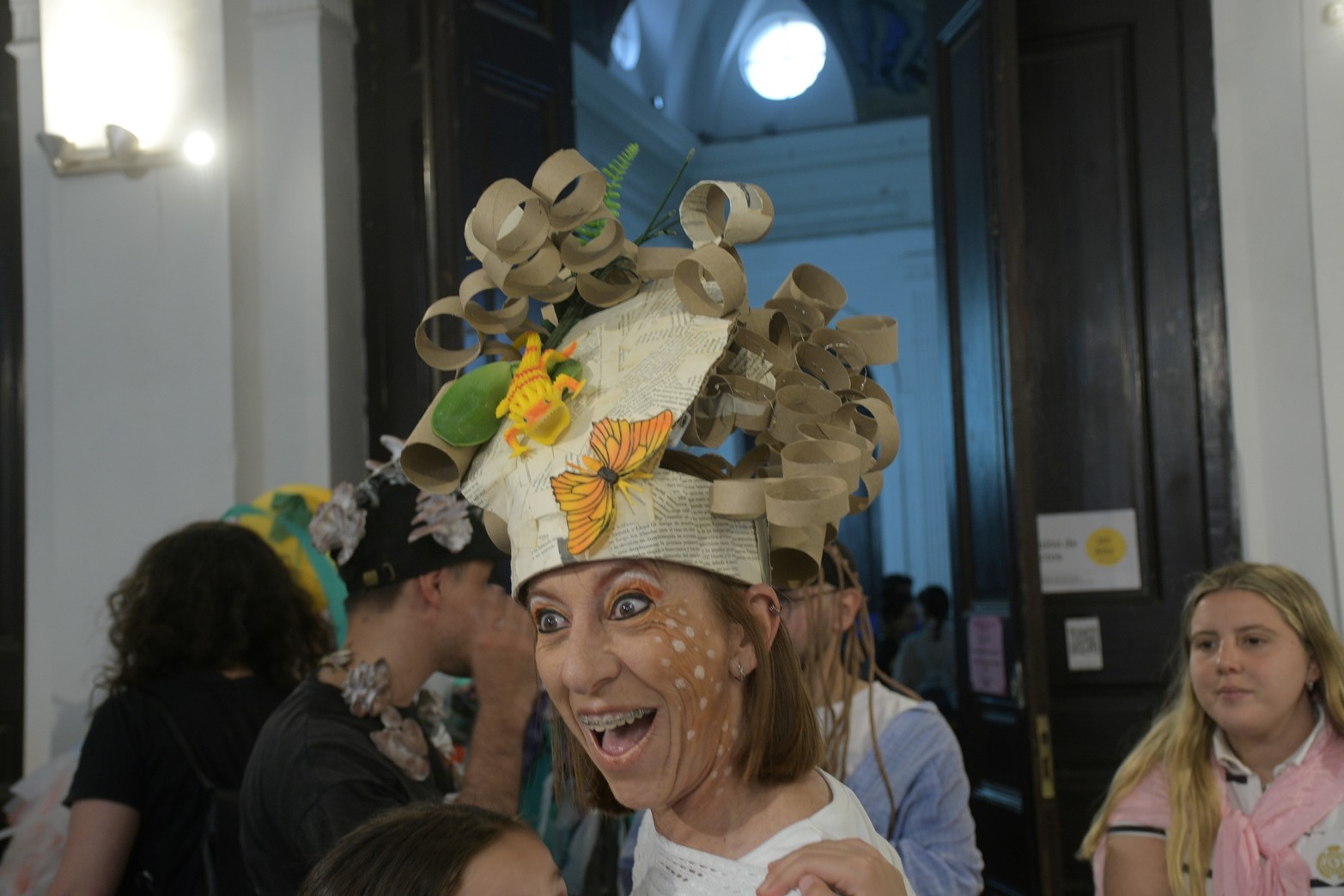 Colorida y alegre fue la caravana de la Escuela Mantovani