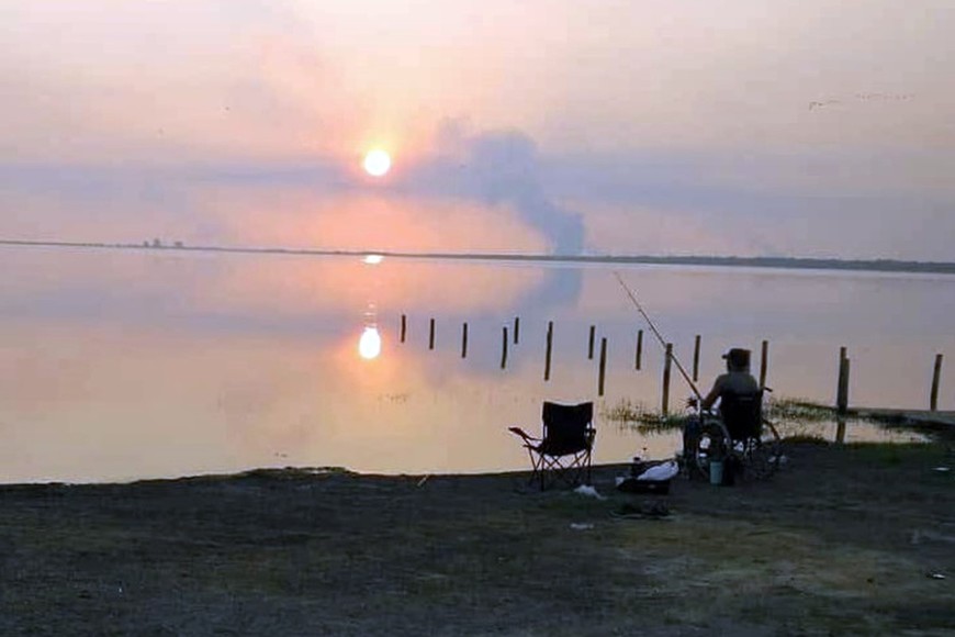 La pesca y los paseos por la laguna son atracciones principales.