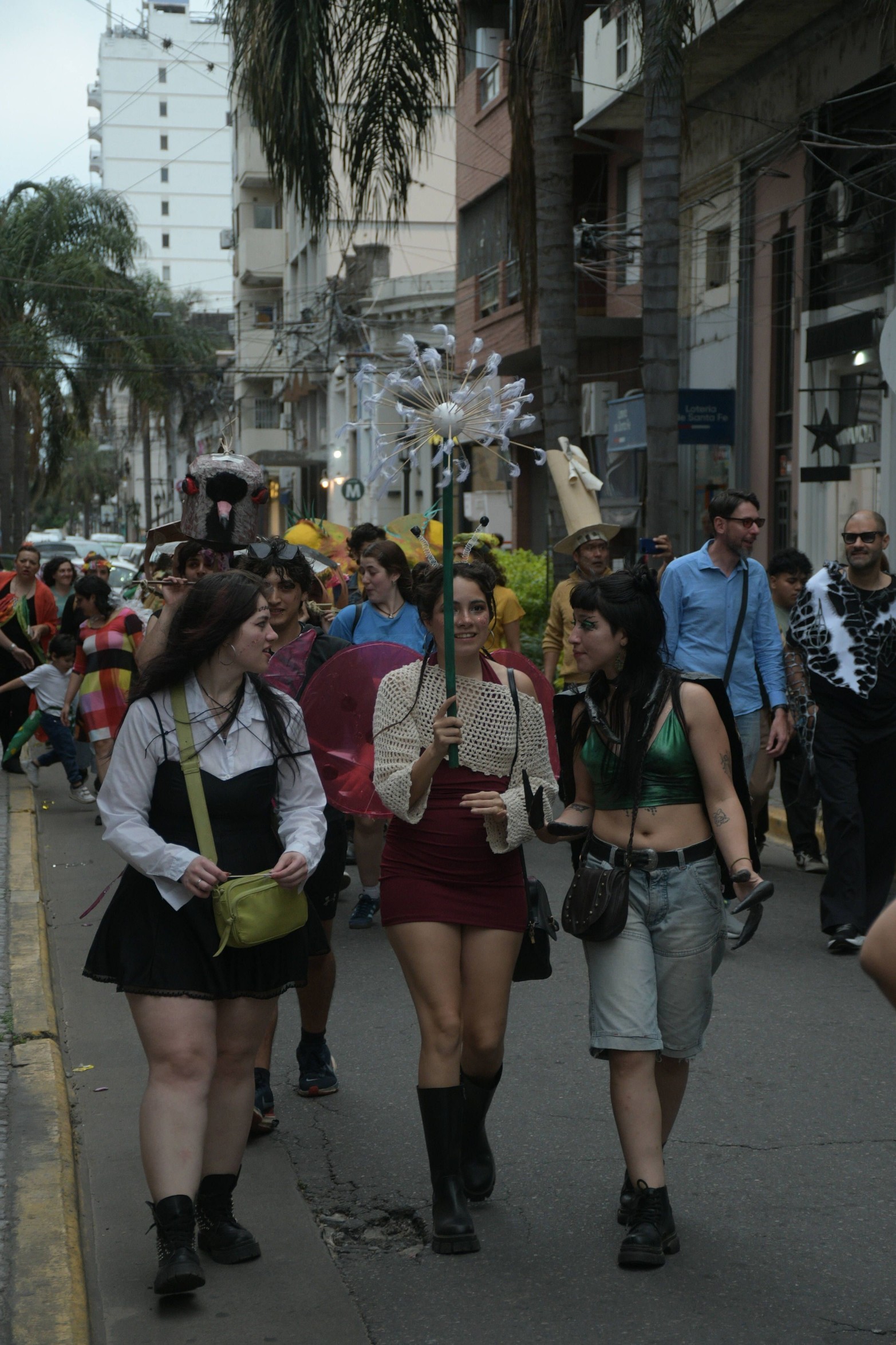 Colorida y alegre fue la caravana de la Escuela Mantovani