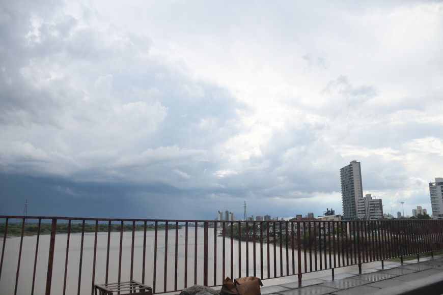 La temperatura sigue rozando los 30°. Crédito: Manuel Fabatía