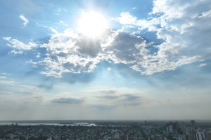 La temperatura sigue rozando los 30°. Crédito: Fernando Nicola