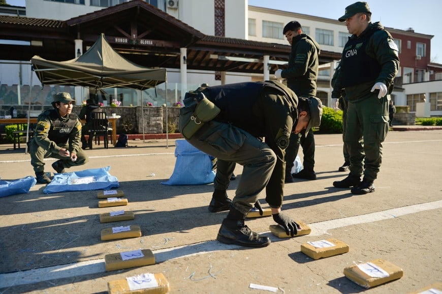 Los elemento incautados. Crédito: GNA