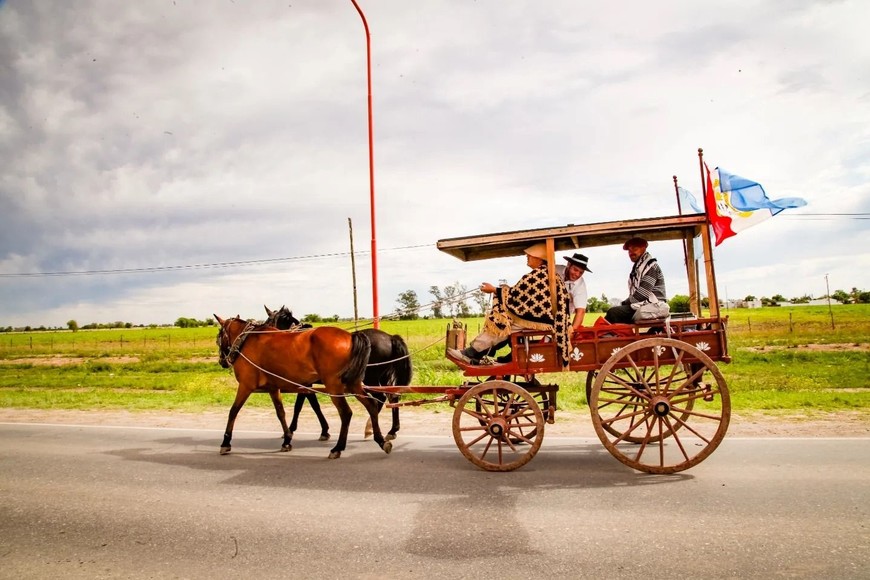 La Virgen del Mate vuelve a unir a los pueblos en la 19ª Cabalgata regional