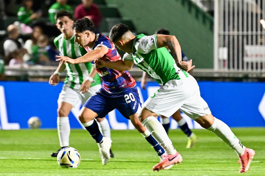 Unión no sumó de a tres, pero sigue arriba en su zona. Crédito: Juan Foglia