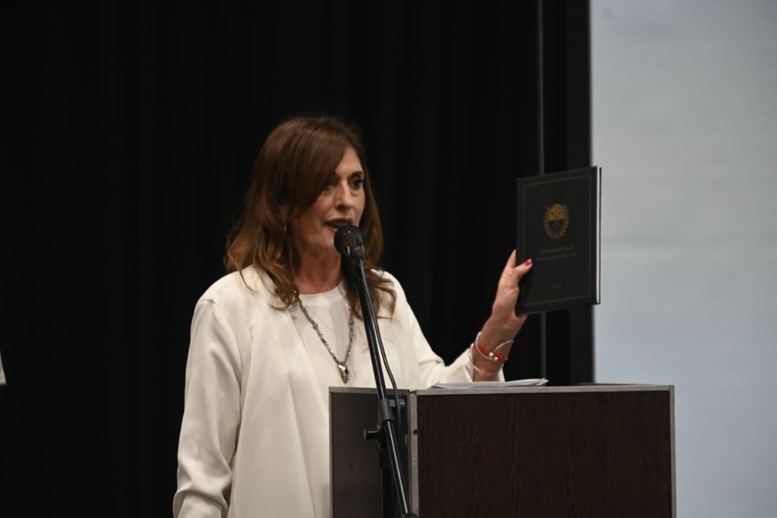 Acto de Jura de la Nueva Constitución Provincial, llevado a cabo en el Museo de la Constitución. Flavio Raina.