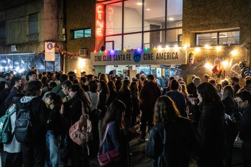 Avant première  de “El infierno de los vivos”, película de Alberto Gieco