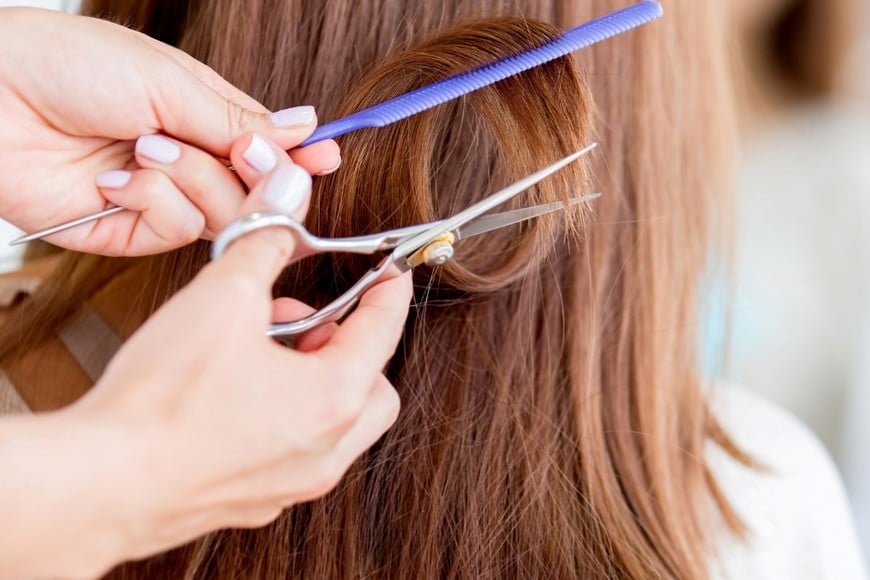 La luna creciente favorece que el cabello crezca más rápido y con densidad.
