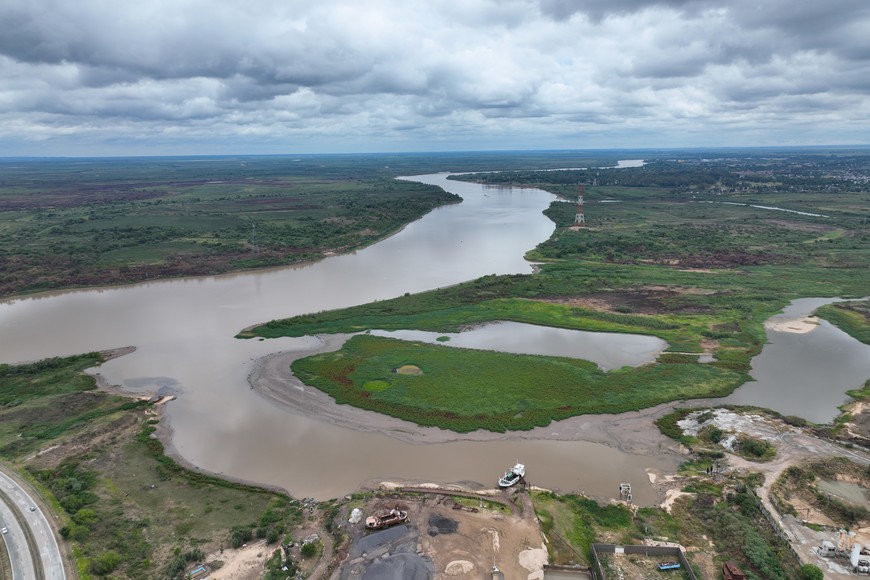 Los sábalos se ofrecen en Santa Fe en puestos ubicados a la orilla del río, por ejemplo, en la banquina de la Circunvalación Oeste.

Archivo.