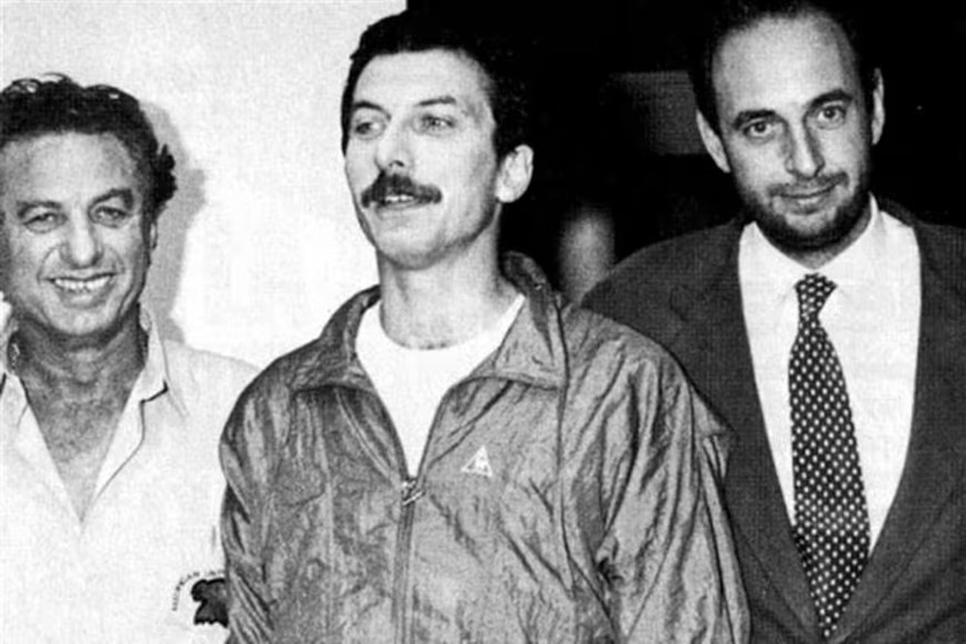 Mauricio Macri junto a su padre Franco, y el entonces ministro del Interior, José Luis Manzano.