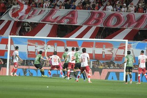 Unión vs Aldosivi. Foto: Manuel Fabatía