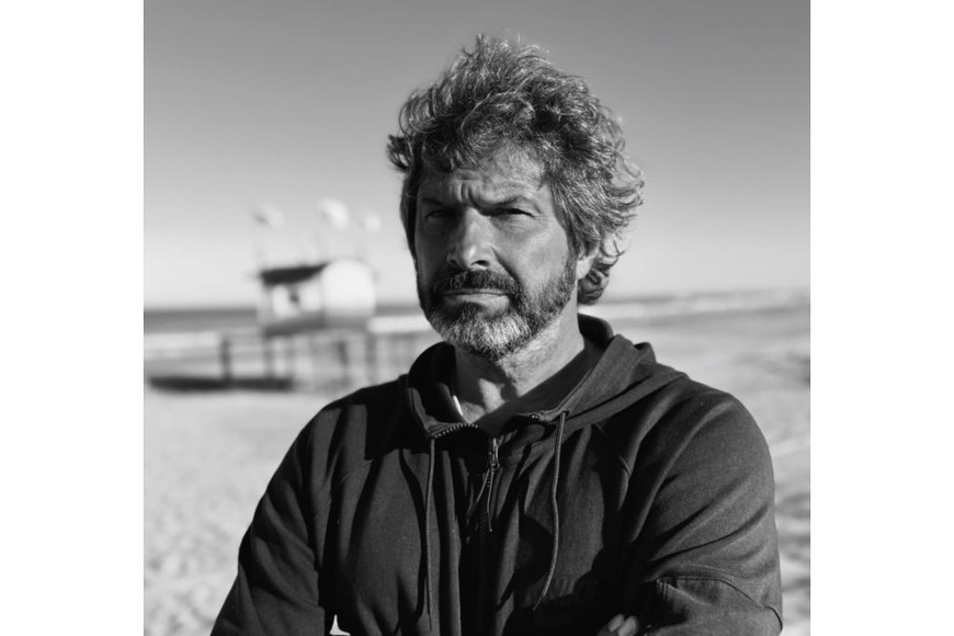 Iván Noble, cantante y compositor argentino, que recientemente publicó su primera novela, “El Dr. Álvarez contra los All Blacks. Vida de un padre”.