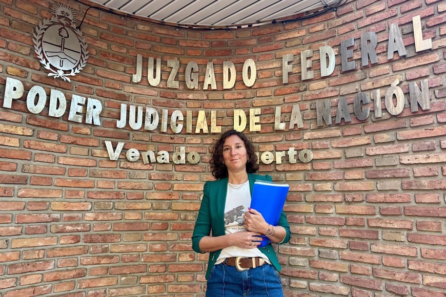 Personal de Vialidad avanzando en el plan de bacheo.