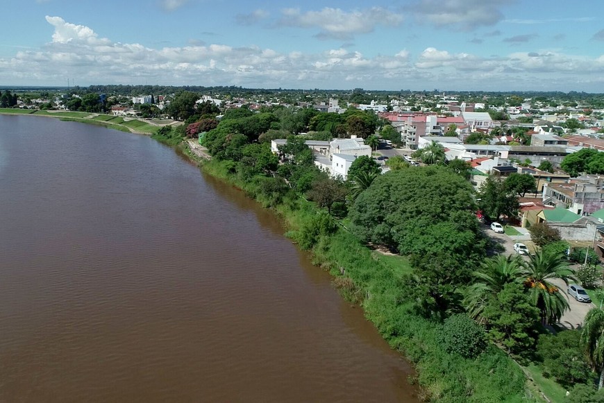 Los sábalos se ofrecen en Santa Fe en puestos ubicados a la orilla del río, por ejemplo, en la banquina de la Circunvalación Oeste.

Archivo.