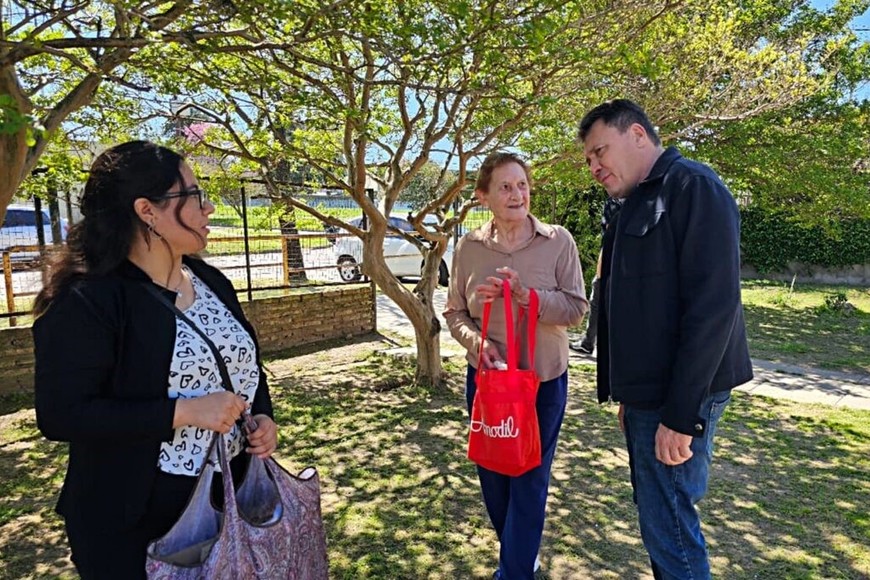 Todo el material será trasladado a una planta recicladora de la localidad de Totoras, que convertirá el plástico en objetos útiles, como palas y baldes. El cartón se reciclará como papel, el vidrio irá a una embotelladora y el metal se destinará a fundición.