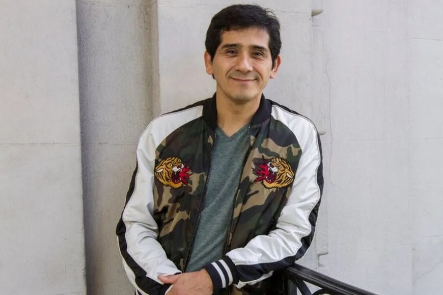 El actor reveló que una agente lo confundió con un delincuente y lo agredió.