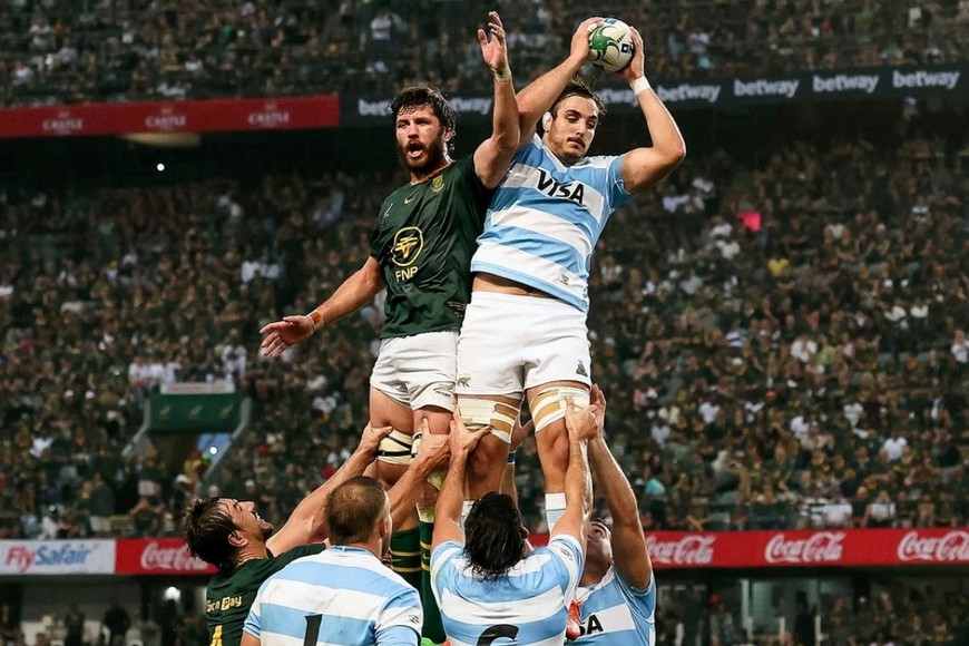 El seleccionado albiceleste mantuvo el ritmo en un encuentro cargado de tensión.