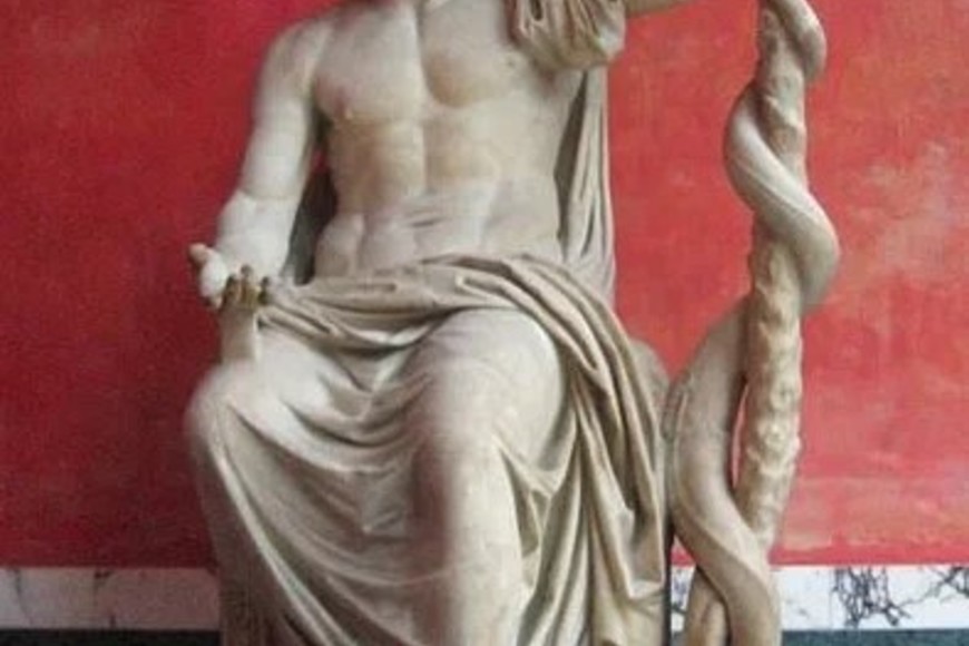 Asclepio sabía de la cura de la palabra. También de la diferencia entre remedio y veneno, según la dosis.